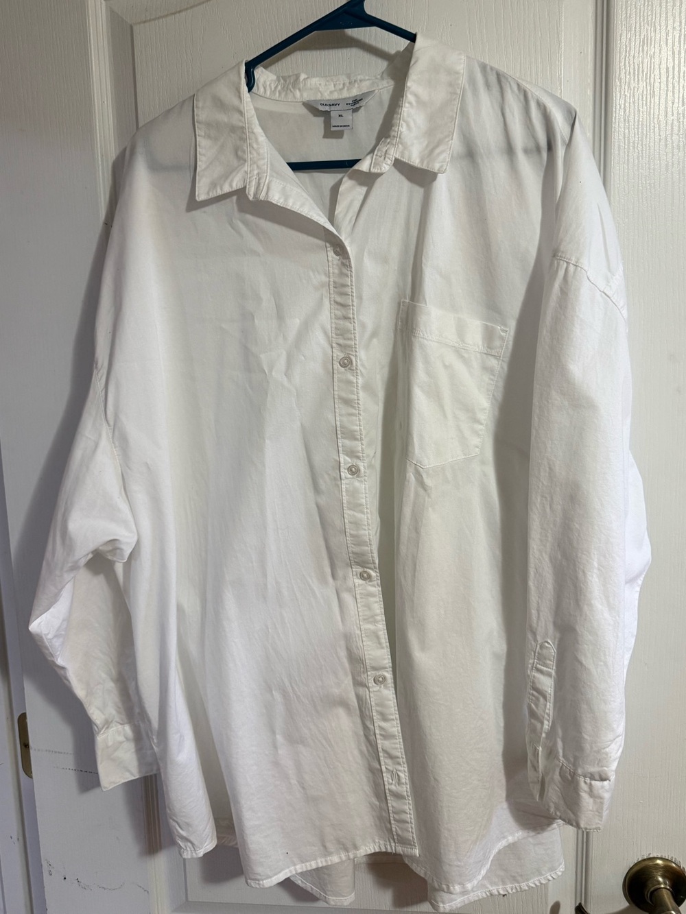 Old Navy White Casual Button-Down Shirt